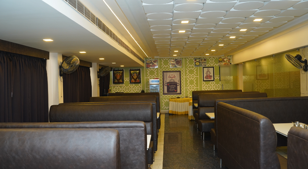 A Foodie's Guide: Best Restaurants & Local Cuisine Near Velankanni